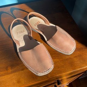 Excellent condition Pons Avarca sandals, wore once!